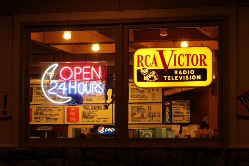 Nebraska's Most Beloved Hole-In-The-Wall Restaurant - Decor Hint Adjusted Hours After Decades Of 24/7 Service