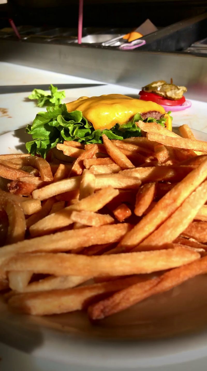 Silver Fork Lodge And Restaurant