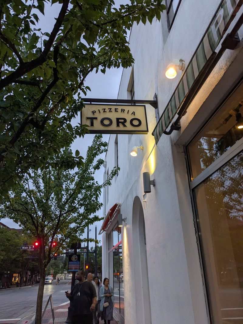 Pizzeria Toro