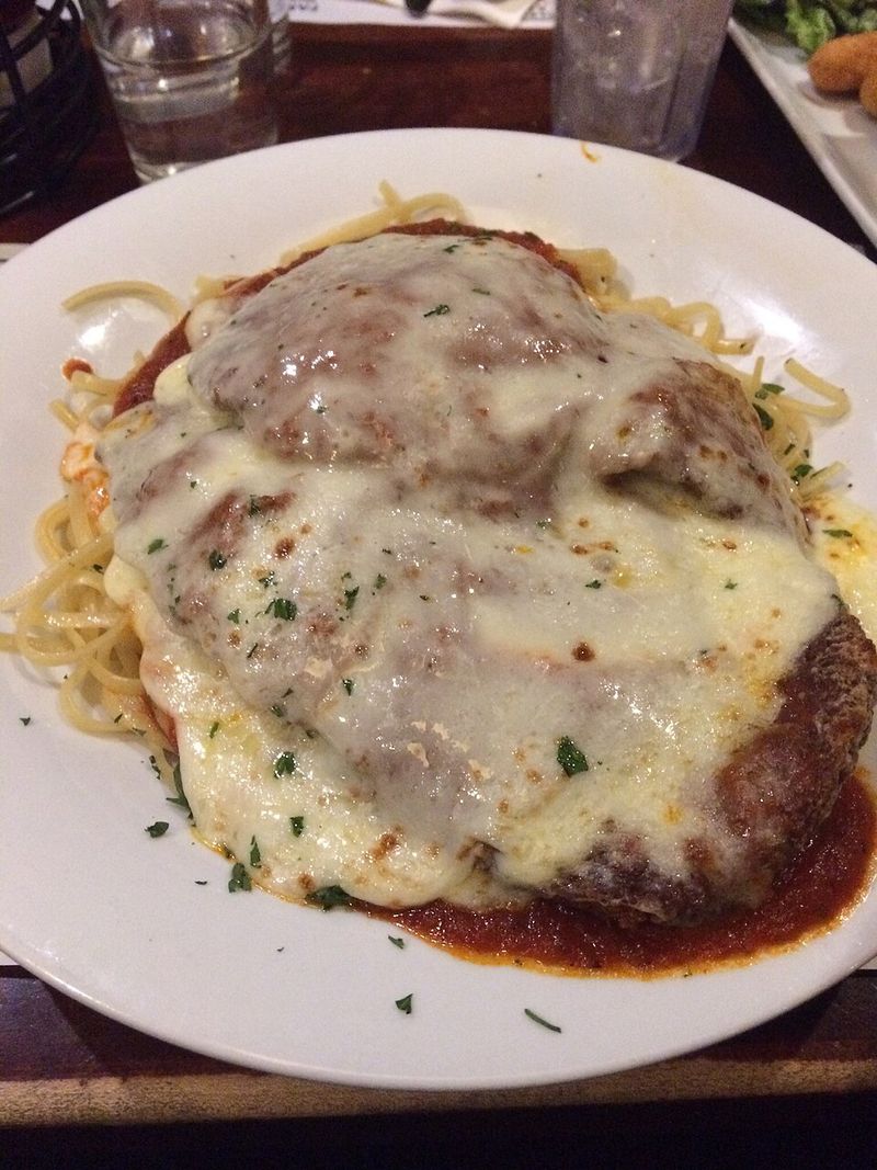 10 Old-School New York Dishes Only ’80s Kids Truly Get - Decor Hint Chicken Parm Hero
