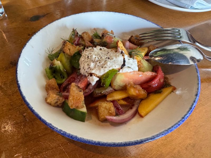 Diverse Menu Offerings Showcase Creative Culinary Innovation