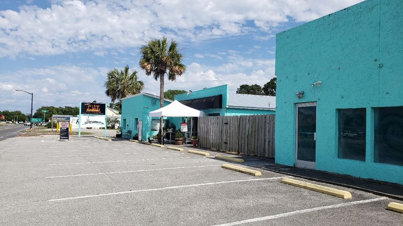 These North Carolina Seafood Buffets Are Worth The Indulgence - Decor Hint Swain's Seafood and Cut Restaurant, Oak Island