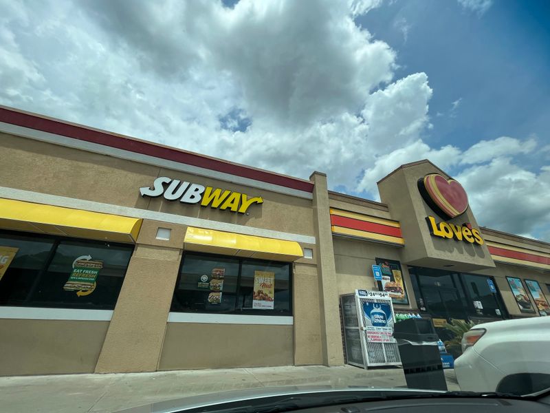 16 Georgia Sandwich Chains Built On Fresh Deli Meats And Loyal Regulars - Decor Hint Subway