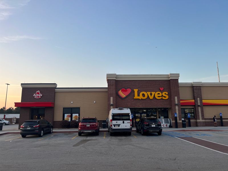 16 Georgia Sandwich Chains Built On Fresh Deli Meats And Loyal Regulars - Decor Hint Arby's