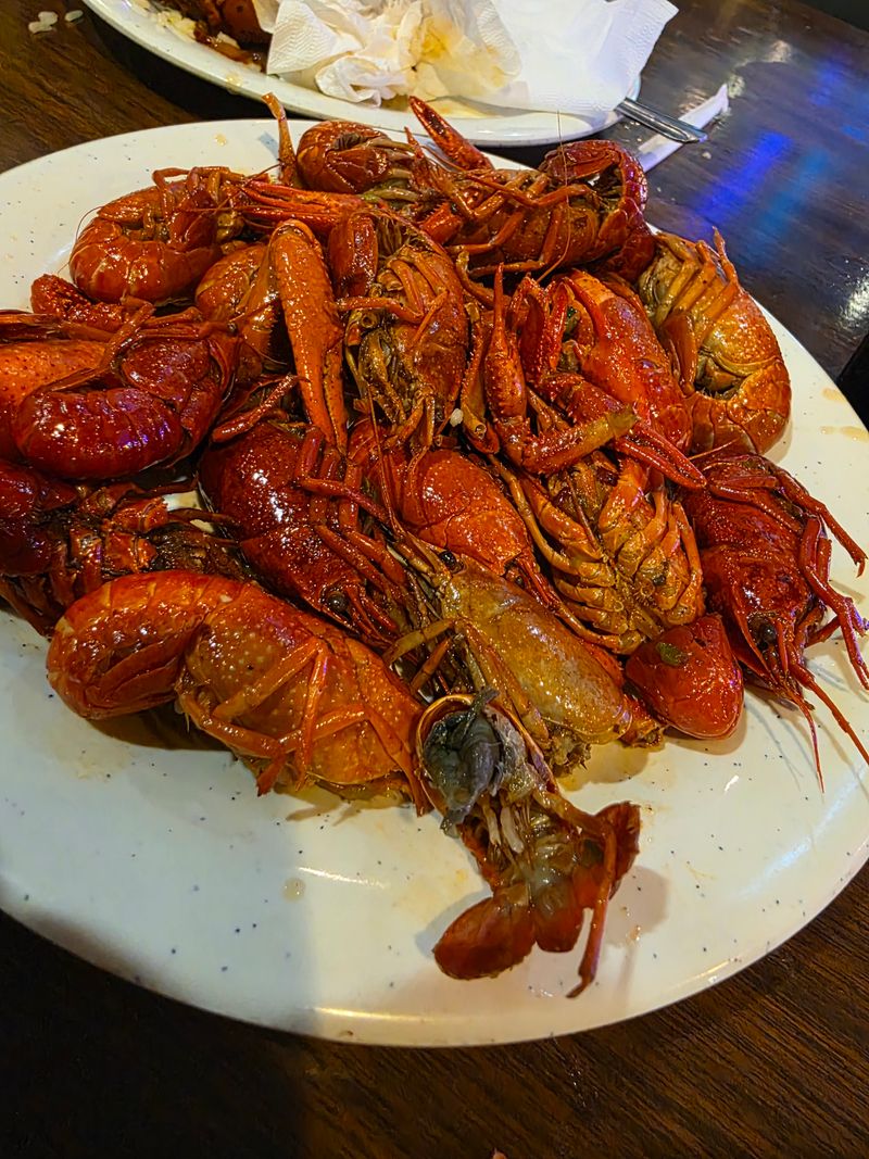 These 14 Texas Seafood Buffets Serve Nothing But Hearty Plates And Coastal Comfort - Decor Hint Buffet King