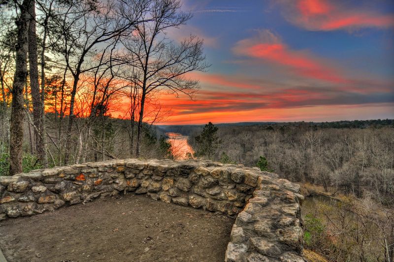 These North Carolina Spots Offer Bucket-List Views Anyone Can Hike To - Decor Hint Raven Rock Loop Trail, Lillington