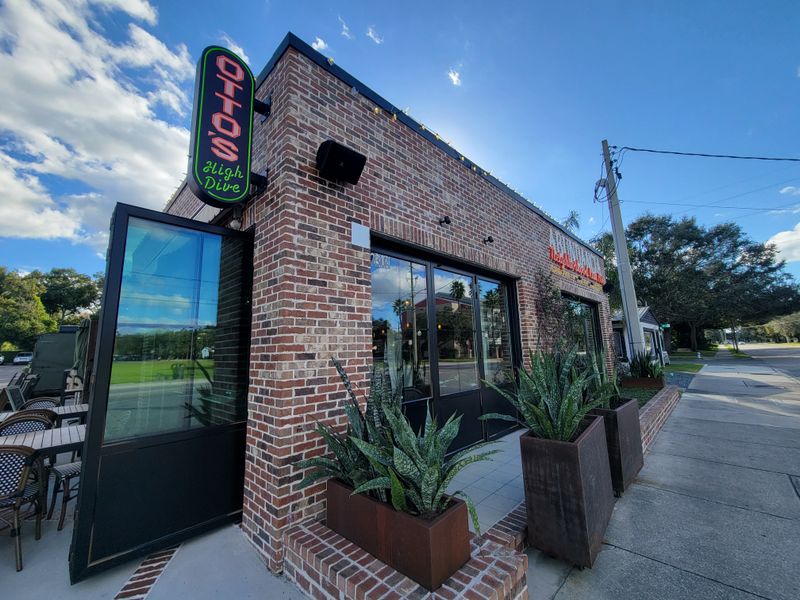 13 Orlando, Florida Dining Destinations Every Food Lover Should Try - Decor Hint Otto’s High Dive