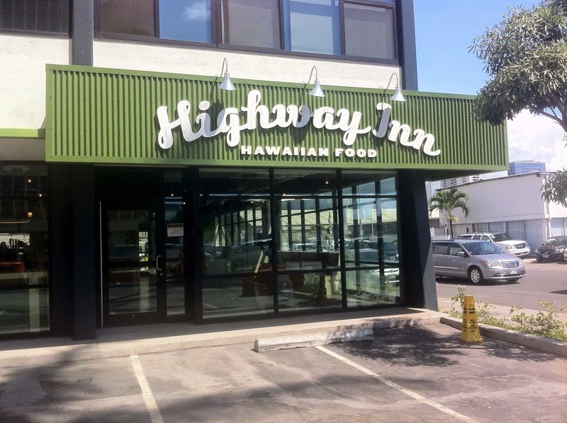 Highway Inn Kaka'Ako