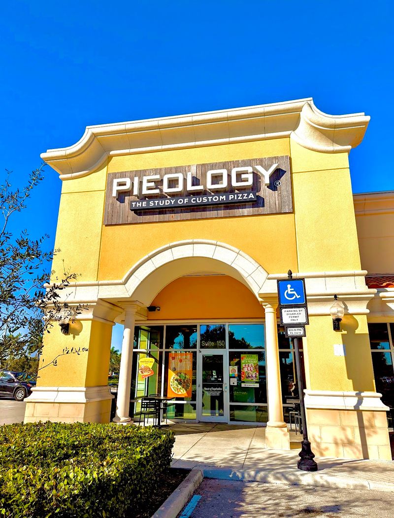 Pieology Pizzeria