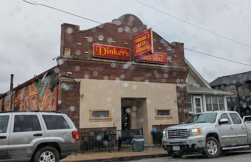 Dinker's Bar