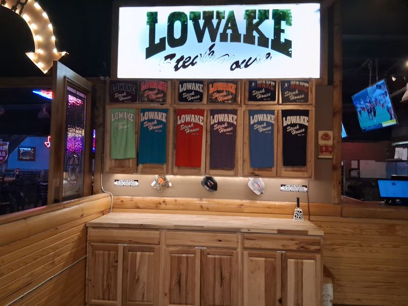 Lowake Steak House