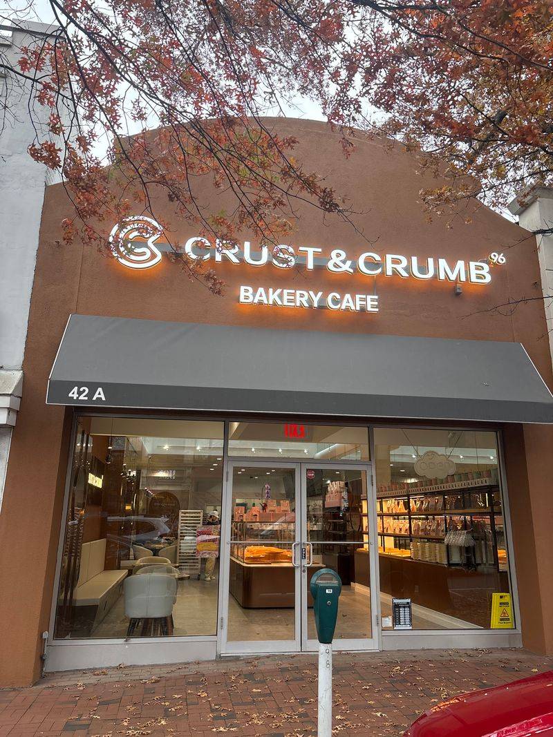 Crust & Crumb