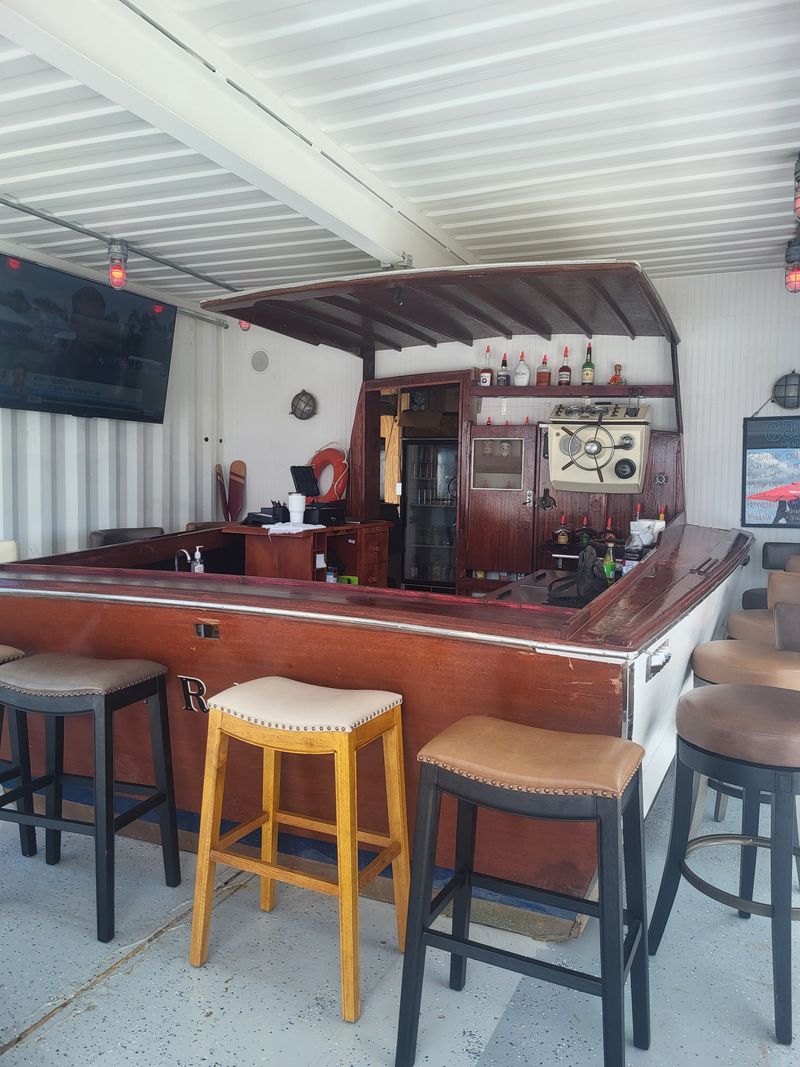 North Carolina Dining That Feels Like A Floating Escape - Decor Hint Light Bites From The Veggie Wagon