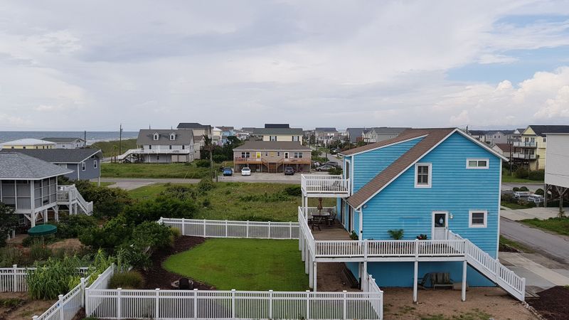 Community Events Celebrate Island Spirit