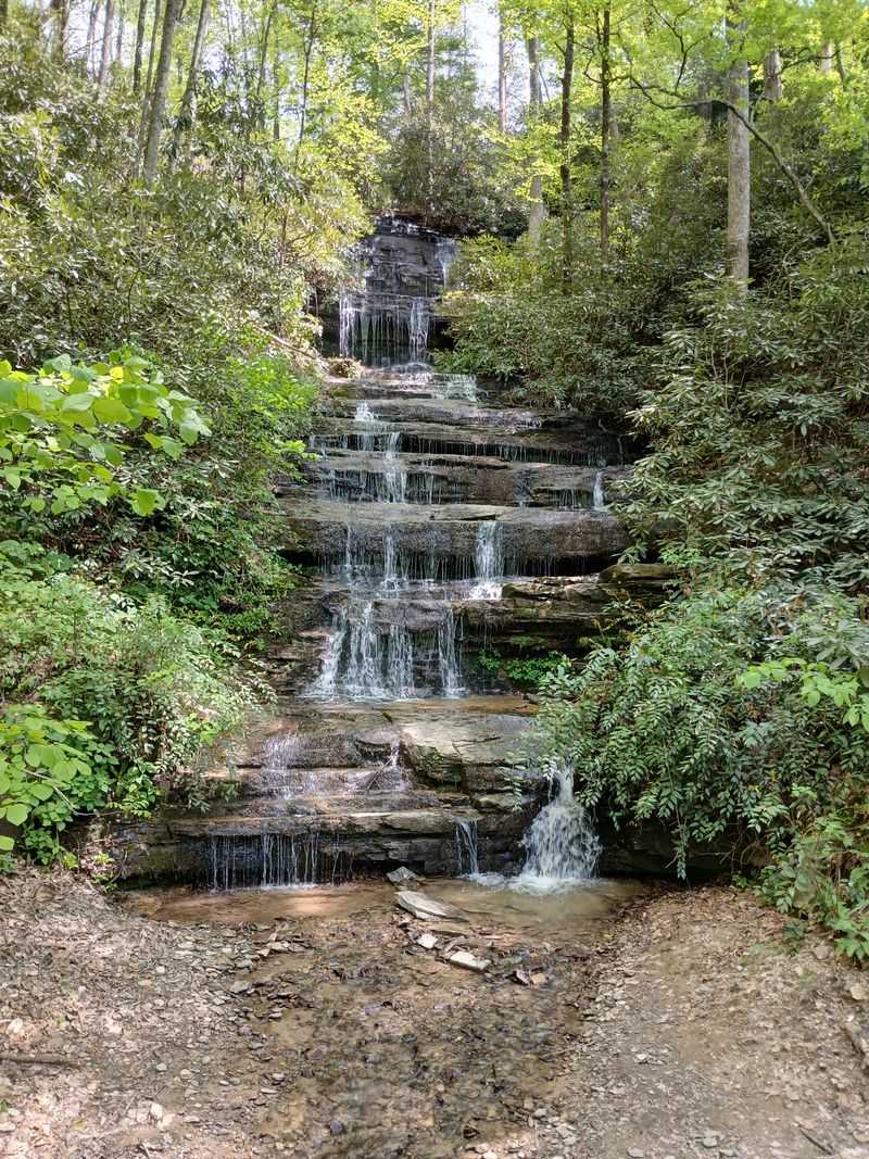 Hit The Road For Western North Carolina's Best Waterfalls (No Hiking Required) - Decor Hint Key Falls