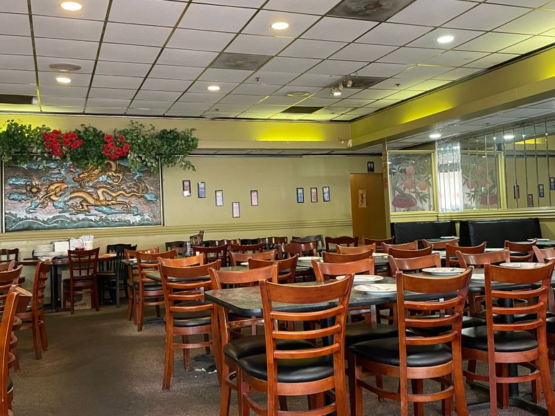 Georgia Lunch Spots Locals Never Get Tired Of Visiting - Decor Hint Tasty China