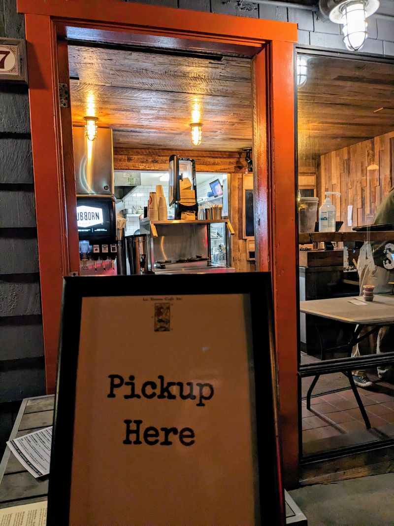 These California Beachside Taco Spots Are Easy To Miss But Hard To Forget - Decor Hint La Sirena Grill (Laguna Beach)