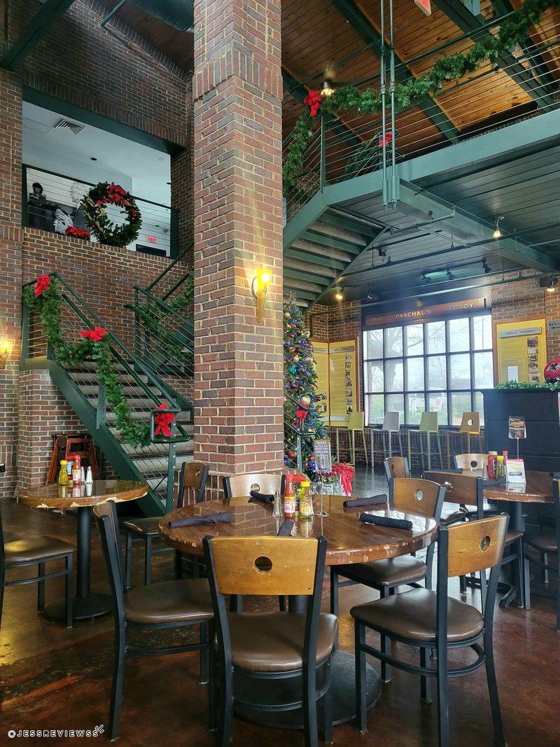 These 13 Georgia Restaurants Prove Some Traditions Should Never Change - Decor Hint Paschal's Restaurant