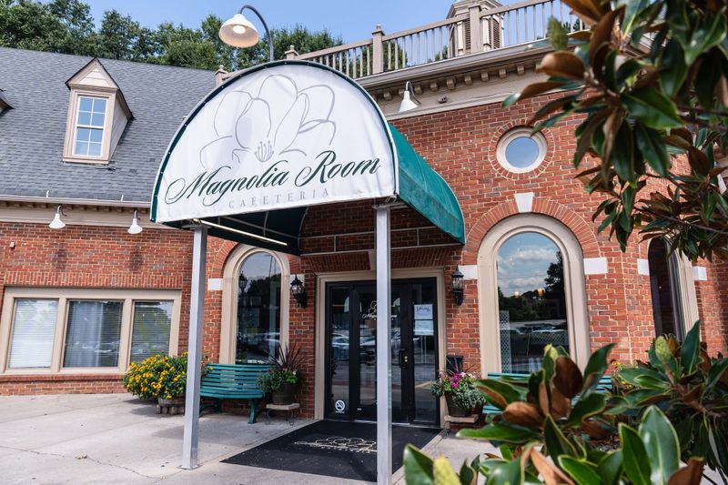 Magnolia Room Cafeteria
