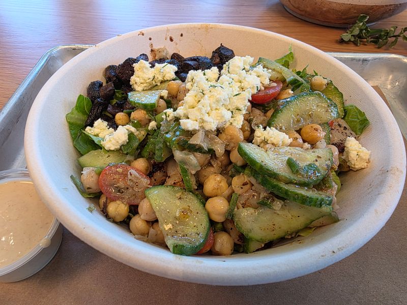 Fresh Ingredients Sourced From Local Farms