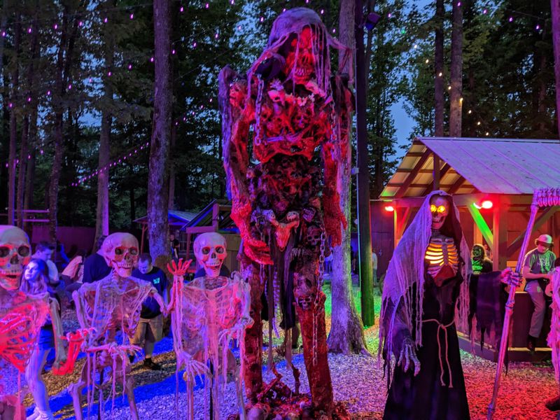 This North Carolina Place Delivers Screams, Chills, And Thrills - Decor Hint The Purge Anarchy: Lawless Night