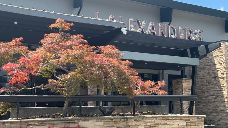 Ohio Steakhouses So Popular You Should Expect A Serious Wait - Decor Hint J. Alexander's Restaurant