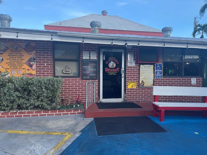 Authentic Cuban Restaurants To Try In Florida - Decor Hint El Siboney