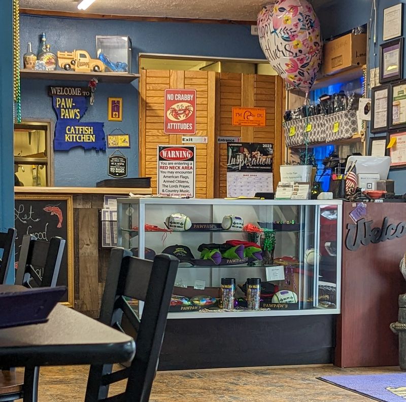 12 Tennessee Catfish Buffets That Send Everyone Home Full - Decor Hint Paw Paw's Catfish Kitchen