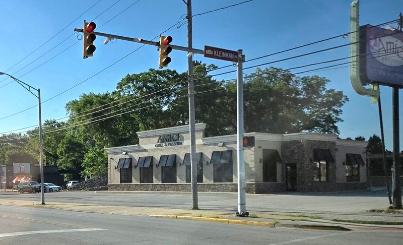 Amici Grill and Pizzeria