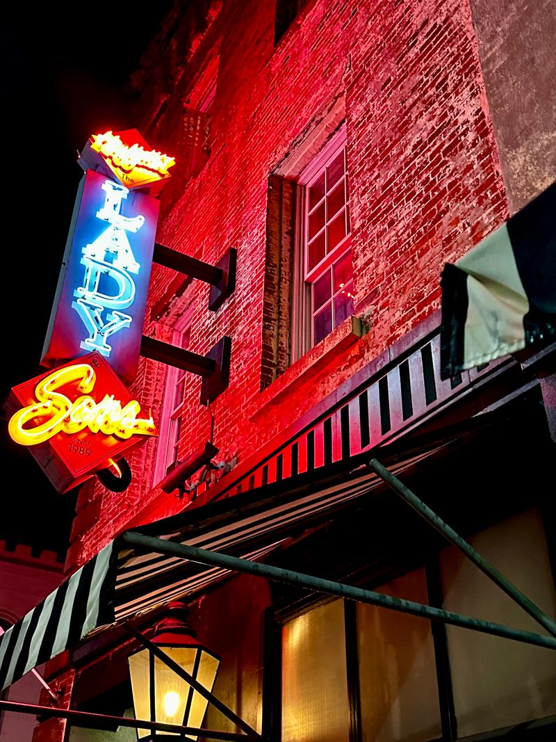 These 15 Georgia Food Joints Are The Ones Locals Love To Argue About In A Good Way - Decor Hint The Lady & Sons in Savannah