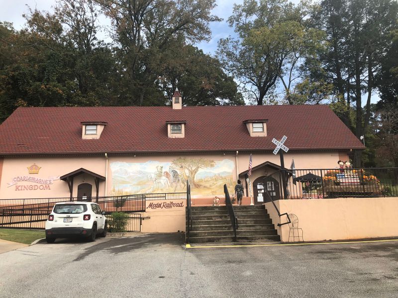 Helen Georgia Is A Tiny Town With A Big Natural Wonder 15 Things You Can't Miss - Decor Hint Charlemagne's Kingdom