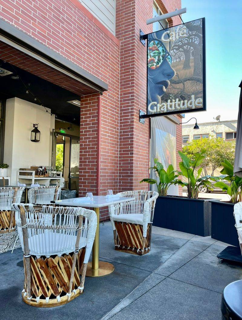 Café Gratitude