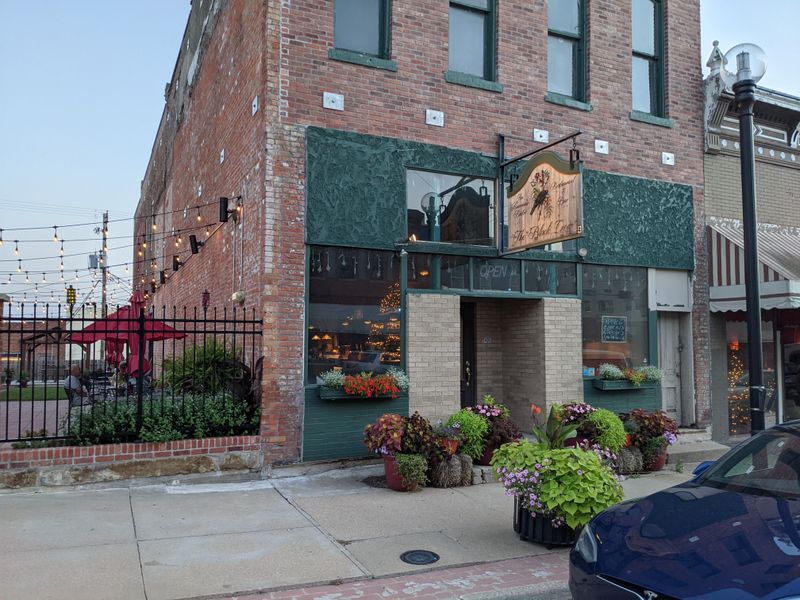 This Small-Town Nebraska Restaurant Was Named The Most Charming In The State - Decor Hint Limited Hours Make Reservations Essential