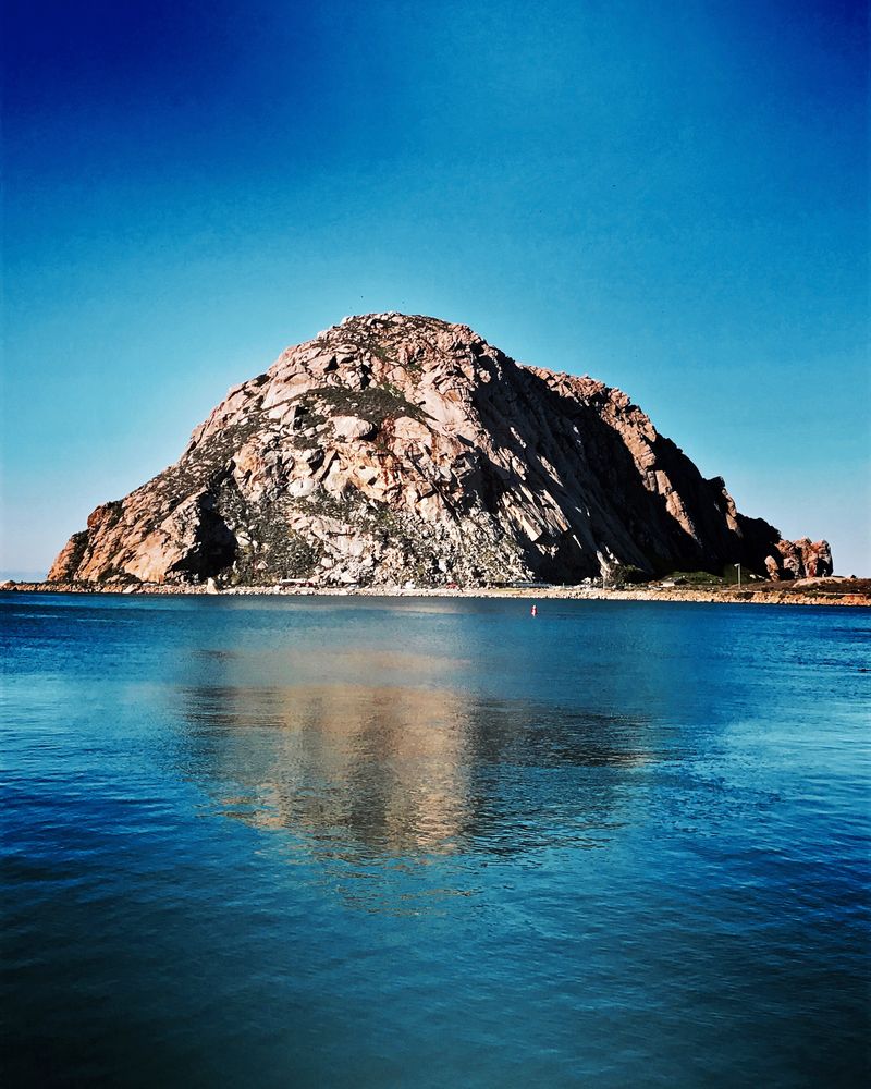 16 Surprisingly Affordable California Getaways That Feel Like Pure Luxury - Decor Hint Morro Bay