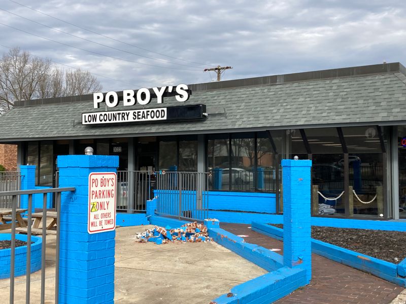 North Carolina's Top Fried Fish Spots You Can't Miss - Decor Hint Po Boy's Low Country Seafood, Charlotte
