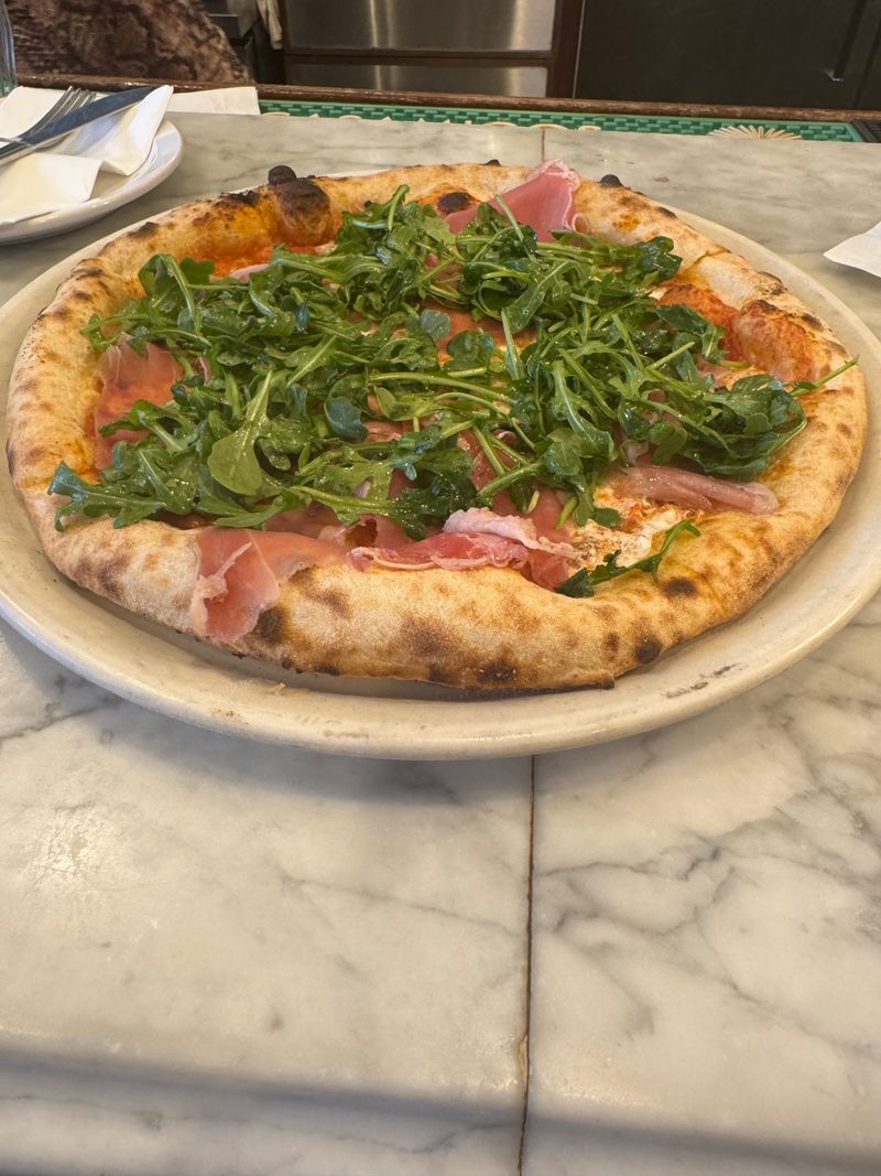 10 Wisconsin Pizza Spots That Go Heavy On Cheese And Comfort - Decor Hint Il Ritrovo