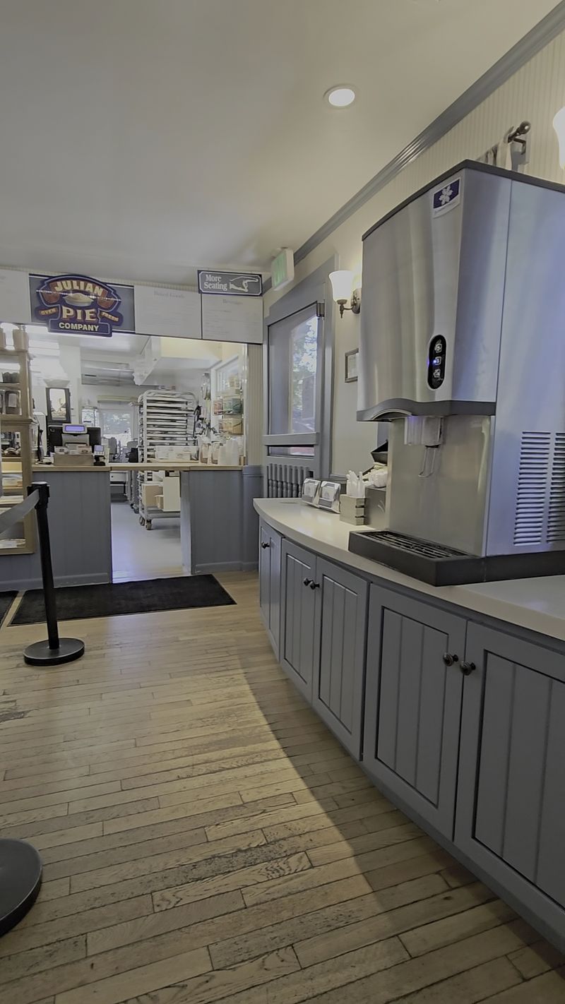 Local Favorite Worth The Mountain Drive