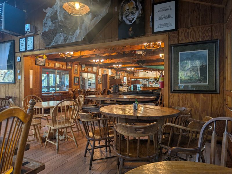 June Bug Cafe - Midpines