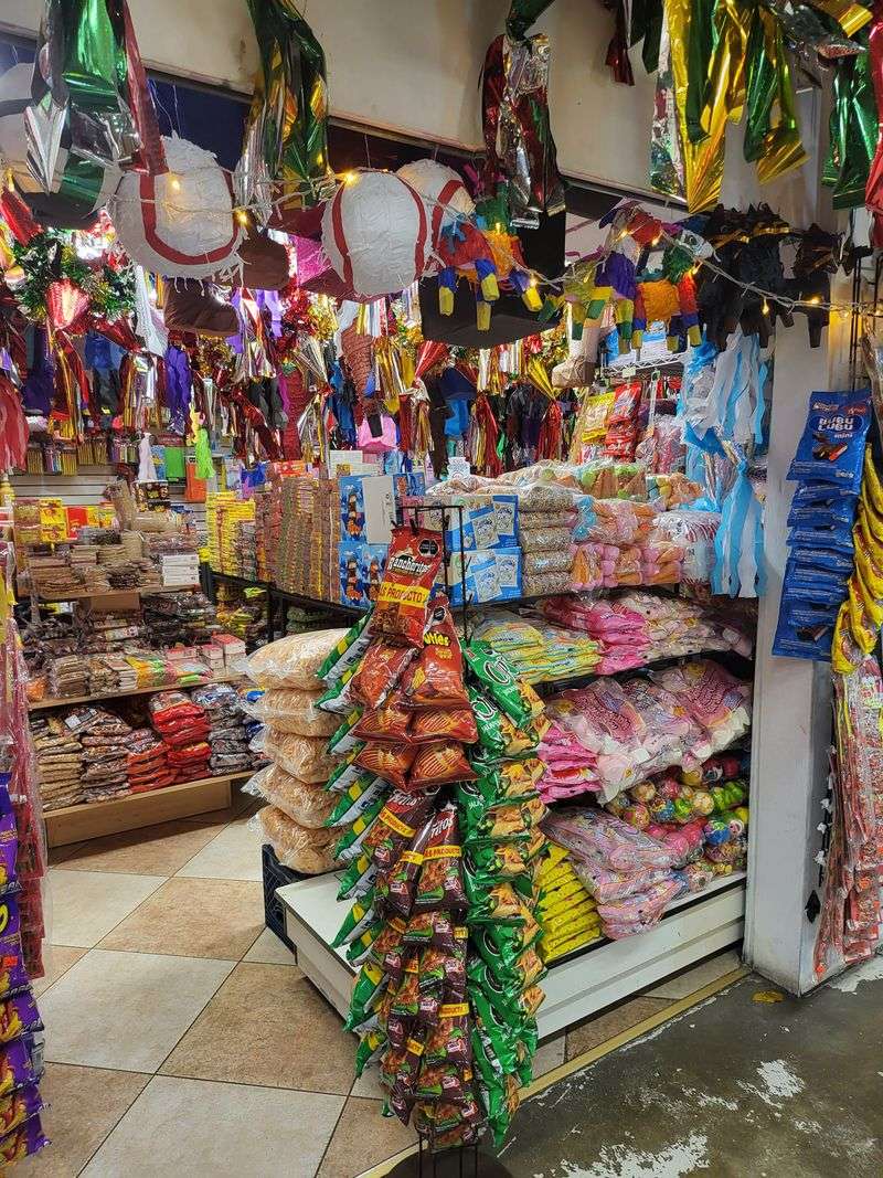 Over 200 Specialty Shops Under One Roof