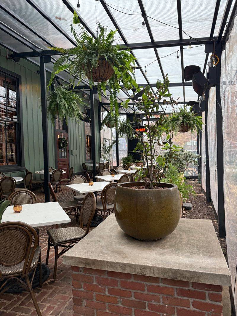 14 Georgia Restaurants That Prove Word Of Mouth Still Matters - Decor Hint Kimball House