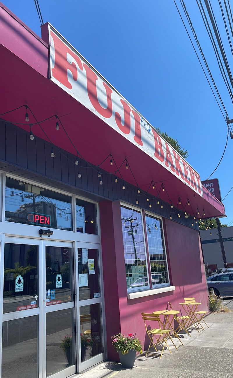 The Takeout Restaurants Seattle Can't Stop Talking About - Decor Hint Fuji Bakery