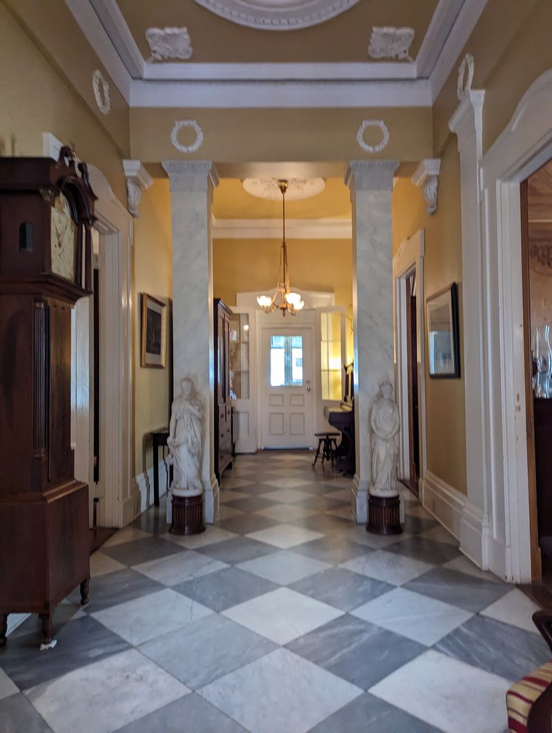 This Exquisitely Preserved Georgia Mansion Is A Masterpiece Of Old-World Southern Elegance - Decor Hint Grand Double Parlors For Entertaining