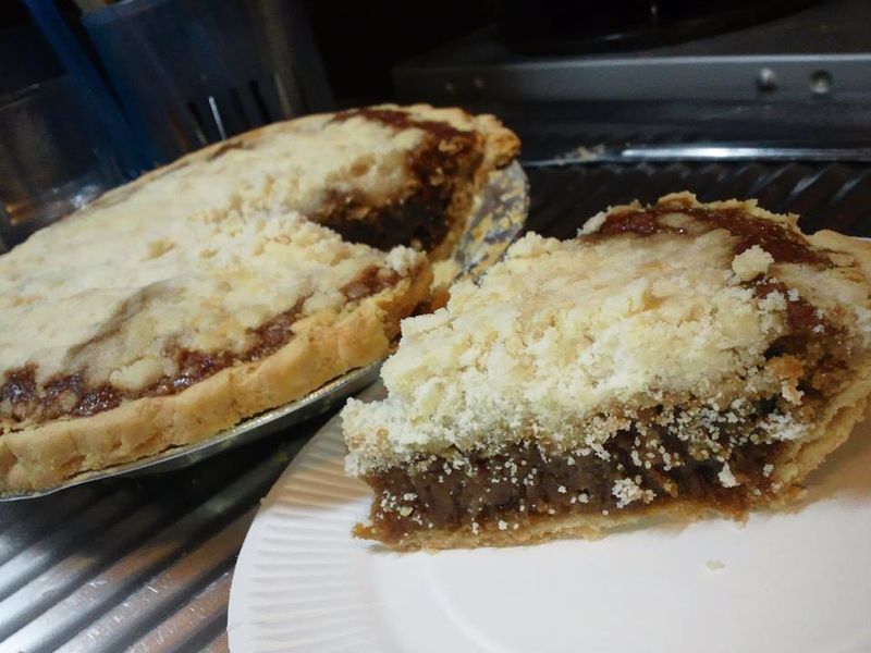 Out-Of-Staters Keep Pronouncing These Pennsylvania Foods Incorrectly - Decor Hint Shoofly Pie