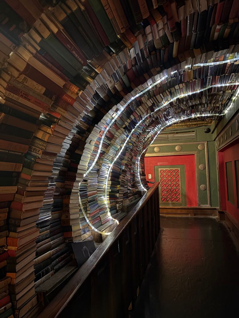 This Enormous California Used Bookstore Is An All-Day Adventure - Decor Hint The Famous Labyrinth With 100,000 Dollar Books