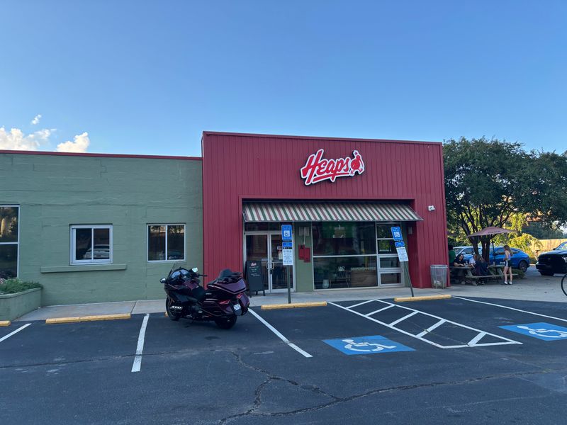 Beloved Georgia Restaurants Known For Their Incredible Homemade Pie - Decor Hint Heaps Pies