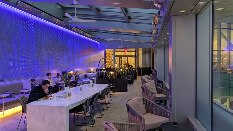 Delta Sky Club - Terminal C