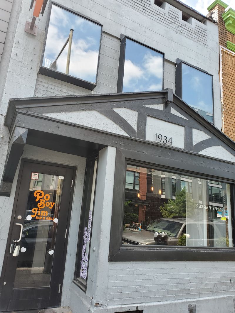 14 Washington, D.C. Fried Fish Stops Worth Standing In Line For - Decor Hint Po Boy Jim