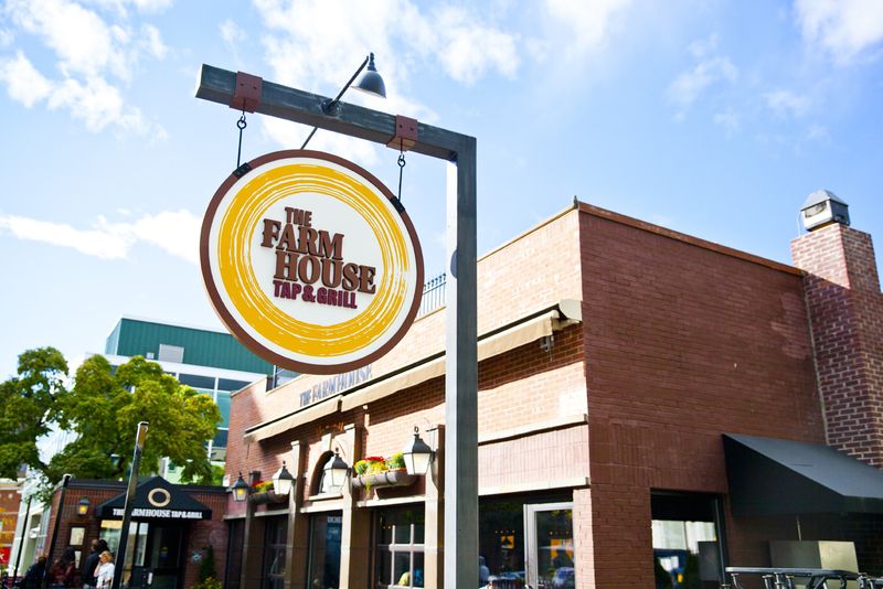 10 Vermont Pancake Houses Worth Waking Up Early For - Decor Hint The Farmhouse Cafe & Pancake House