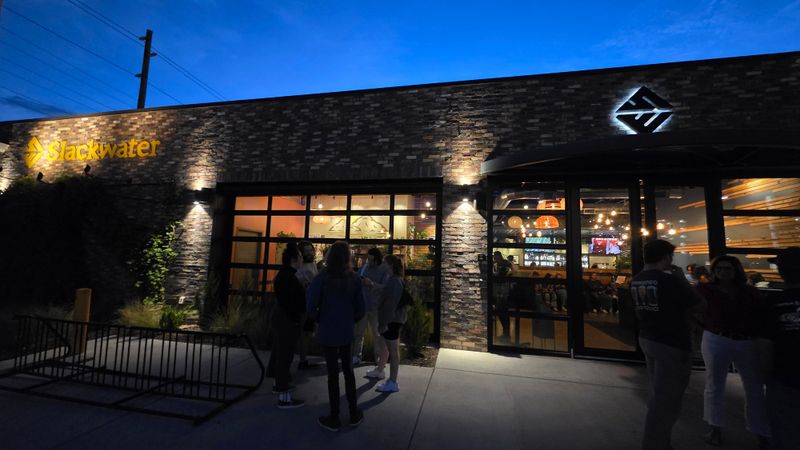 Slackwater Pizzeria – Multiple Locations