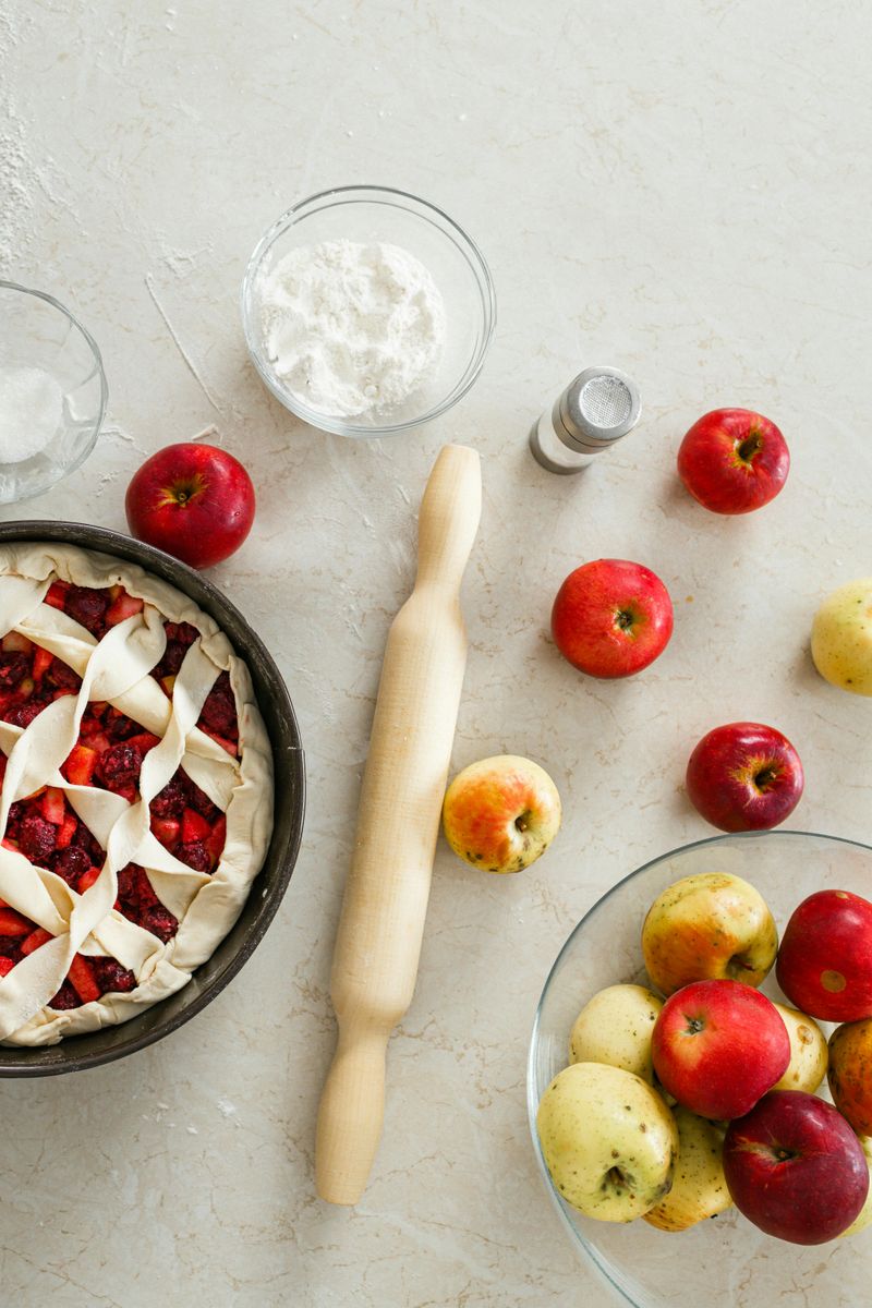 9 Washington Desserts That Turn Apples Into Autumn Magic - Decor Hint Spokane-Spiced Apple-Maple Pie